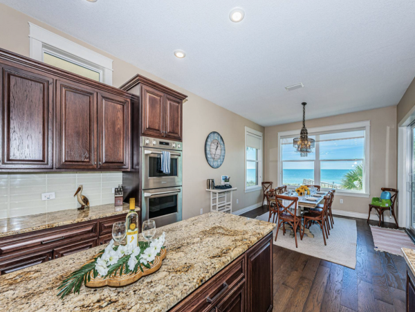 Treasure Island 6 Bedroom Home Pool & Views